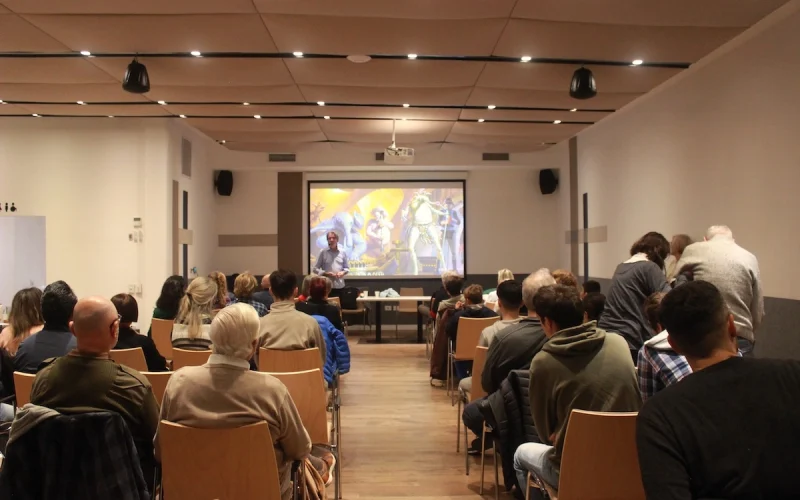 Salón Auditorio que está equipado con tecnología audiovisual para eventos